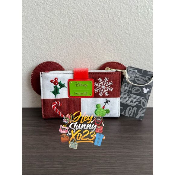 Loungefly Disney Minnie Mouse Sweater Holiday Wallet - Picture 2 of 6